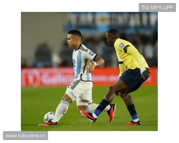 阿尔瓦雷斯 vs 劳塔罗:阿根廷主力前锋对比分析