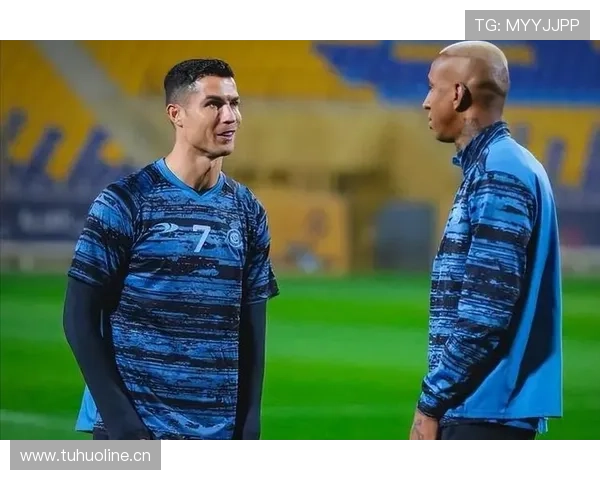 利雅得胜利薪资结构争议引发关注,对球队稳定性与竞争表现造成影响 利雅得胜利薪资结构争议引发关注,对球队稳定性与竞争表现造成影响