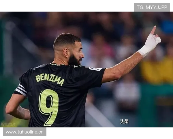 巴尔韦德：从替补到主力的中场角色跃迁解析